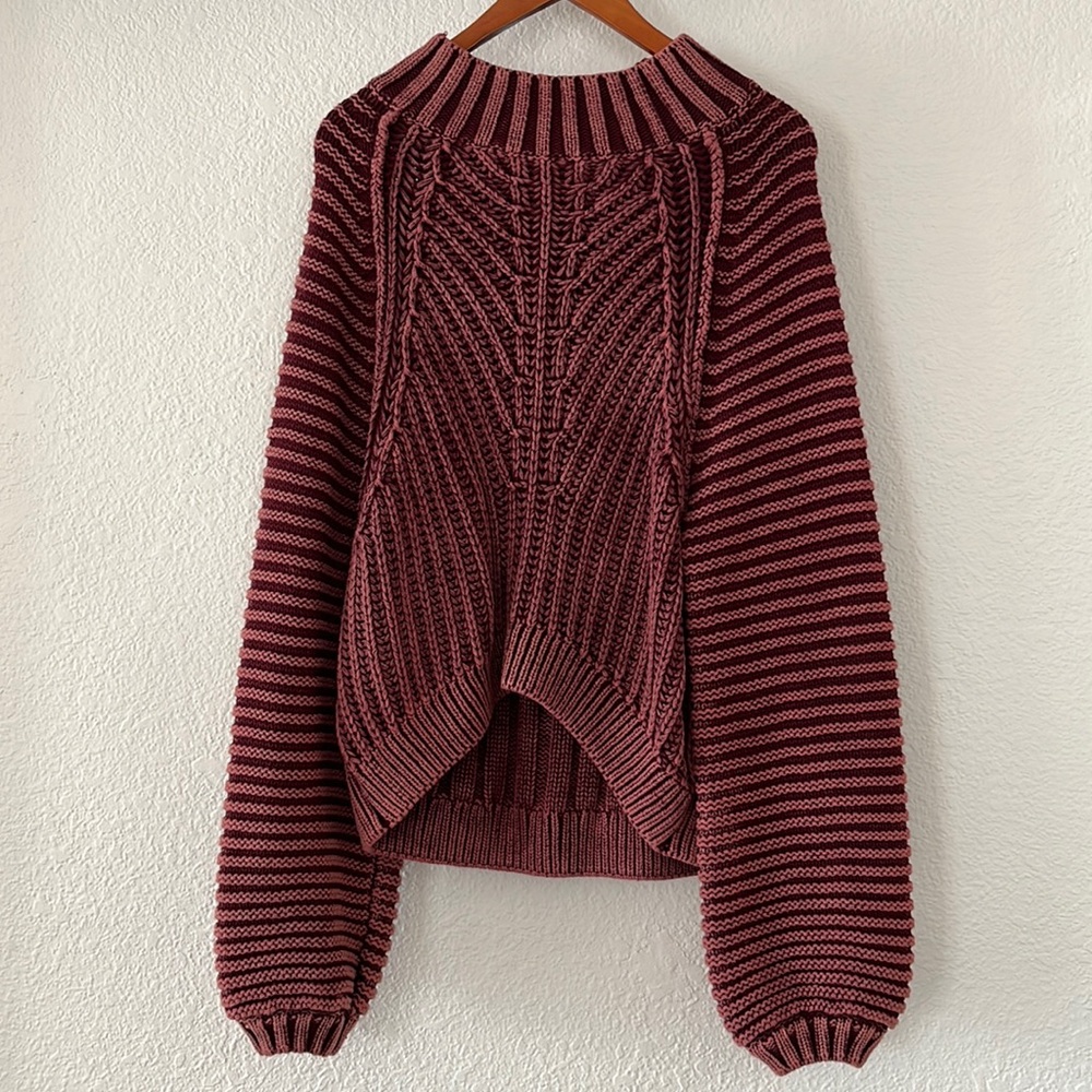 Free People sweater size medium